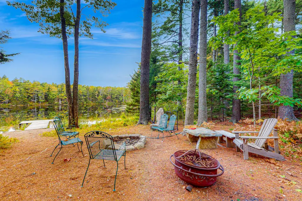 Appalachee Pond Waterfront Cottage