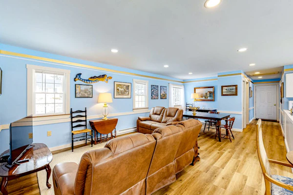 Colorful duplex home with a large yard, deck, WiFi, & ideal Midcoast location