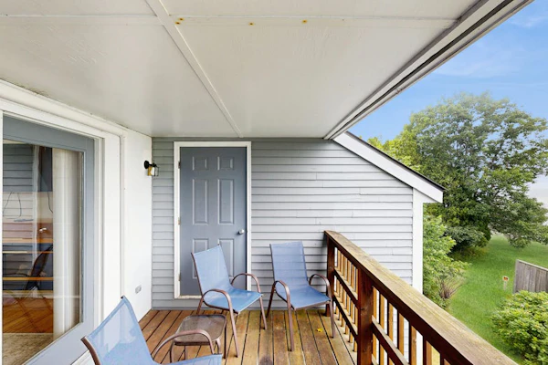 Townhome w/ Bonus Loft, High-Speed WiFi, Partial AC & Full Kitchen