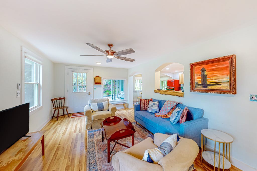 Renovated home with water views, - dogs okay