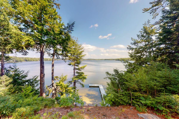Waterfront A-frame on George’s Pond with views, private dock, beach, kayaks, SUP