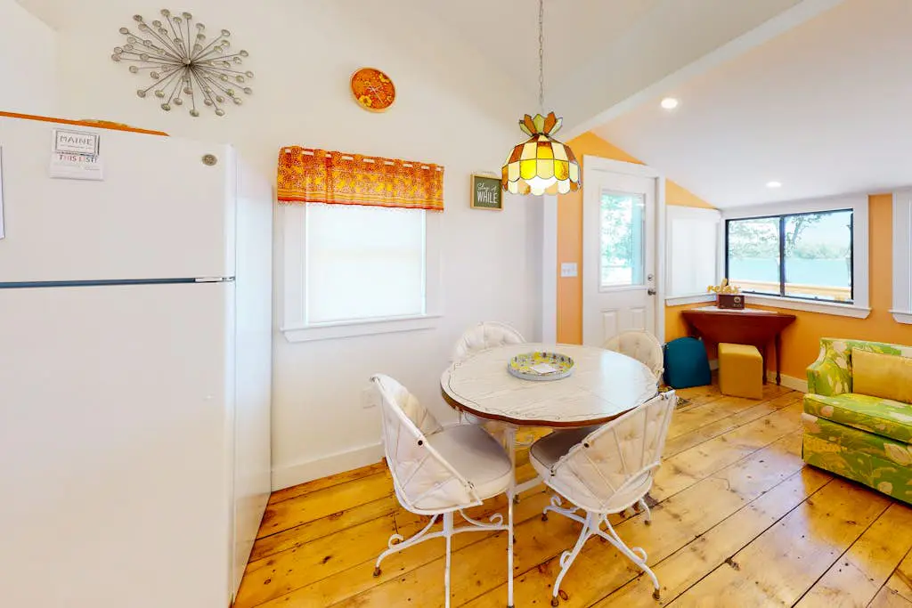 Rising Tide Cottage