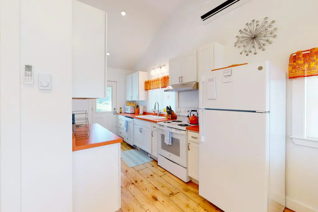 Rising Tide Cottage