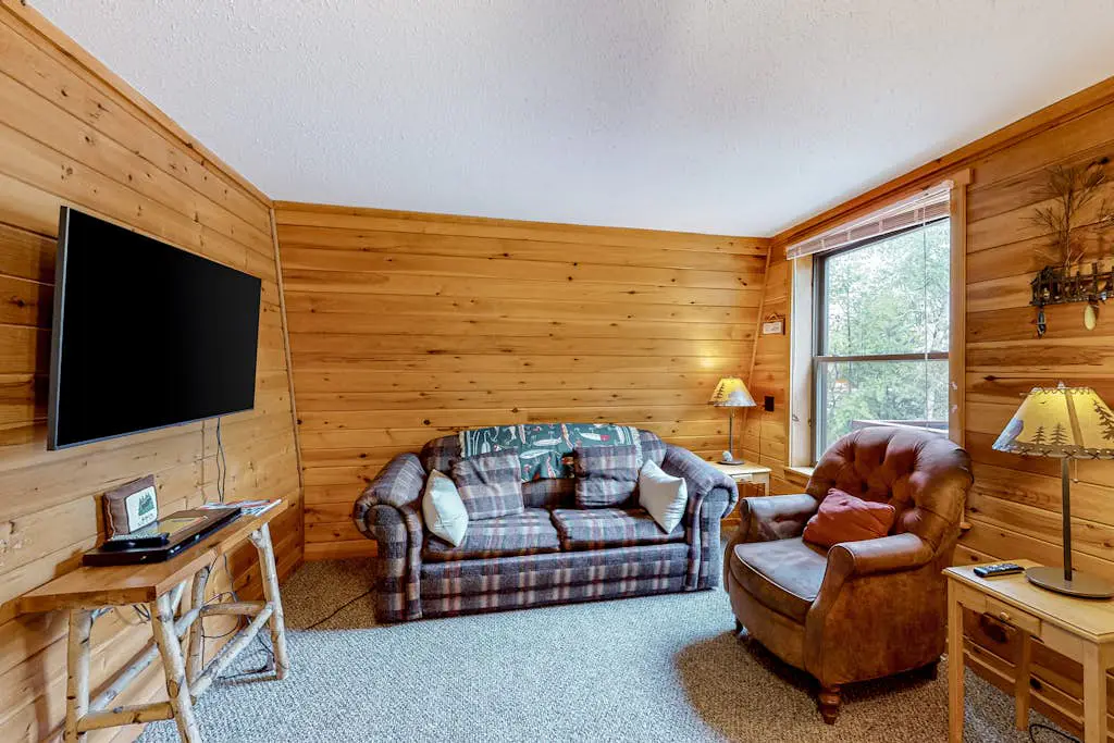 Lakeview Duplex Cabin -Combo Cabin #2 and Cabin #3