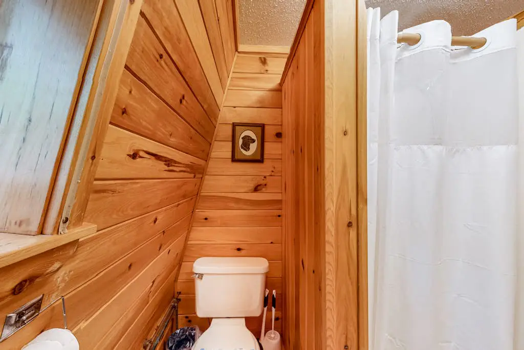 Lakeview Duplex Cabin -Combo Cabin #2 and Cabin #3