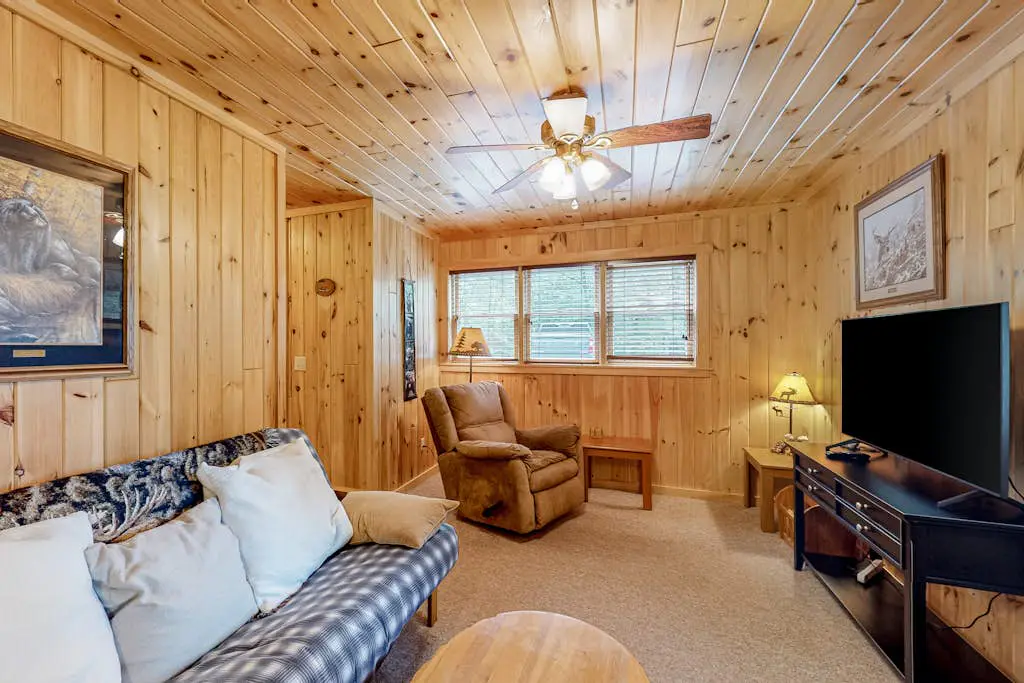 Lakeview Duplex Cabin -Combo Cabin #2 and Cabin #3