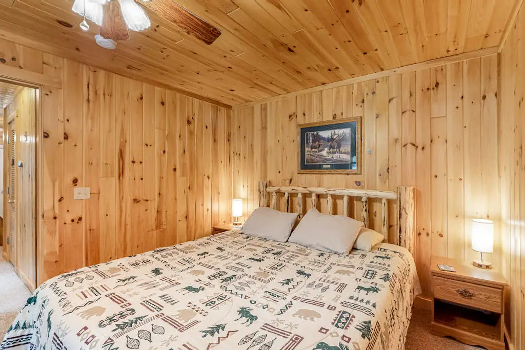 Lakeview Duplex Cabin -Combo Cabin #2 and Cabin #3