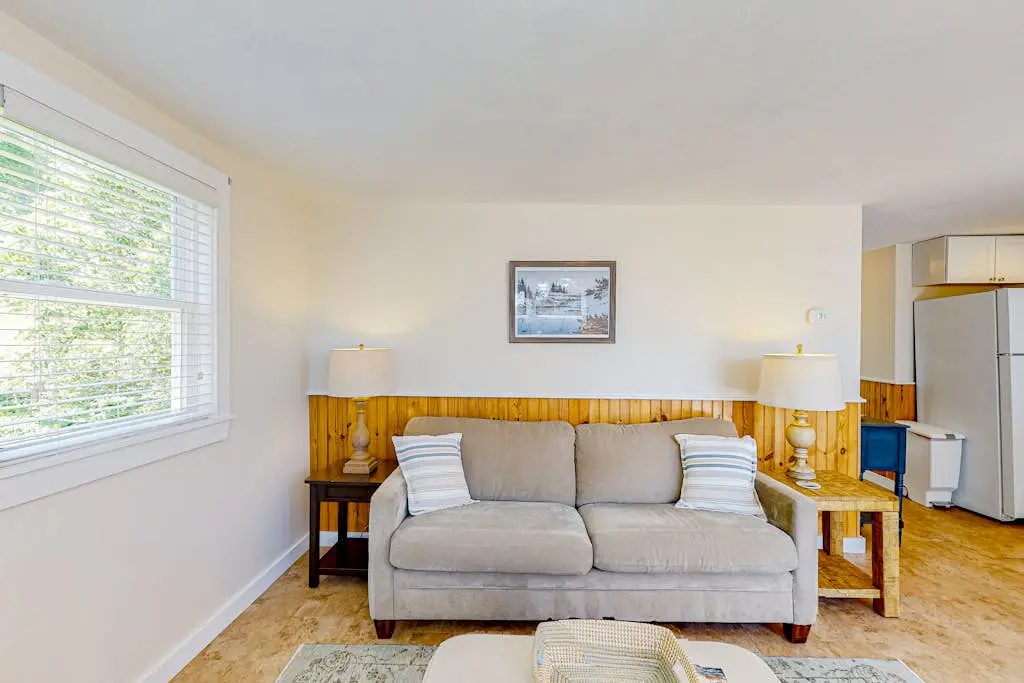 Barretts Watch Main House and Apartment
