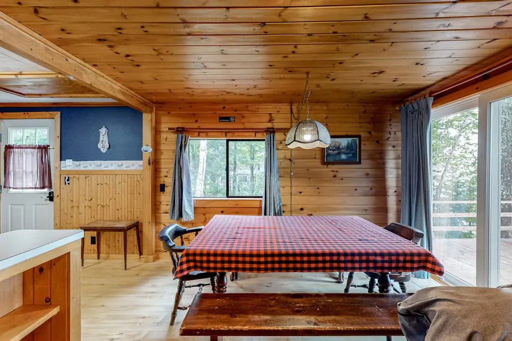 Lakefront Cabin #1