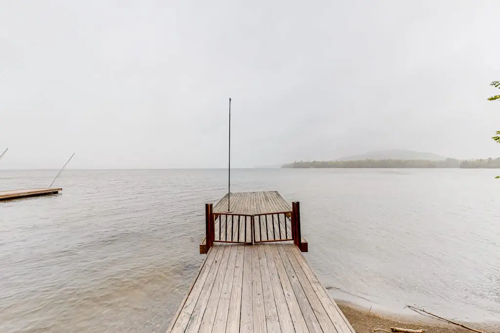 Lakefront Cabin #1
