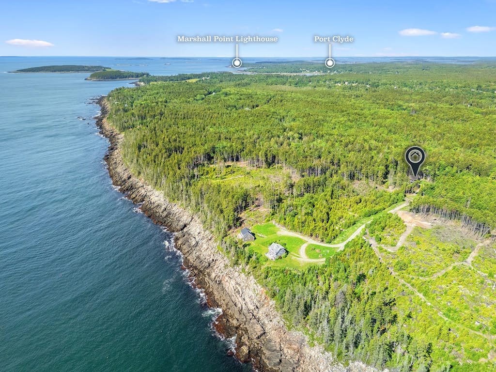 Quiet, modern, dog-friendly home with ocean views, private trails & firepit