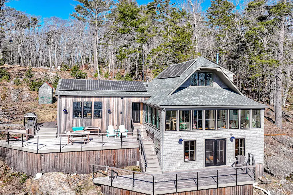 Cottage on the Coast