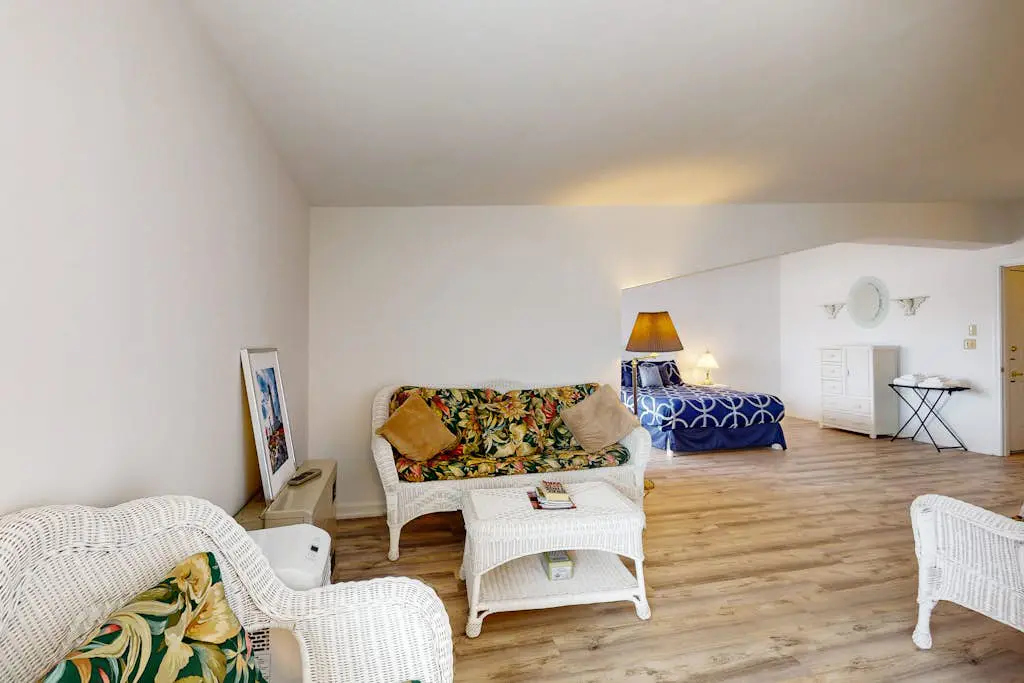 Ocean Breeze Condo