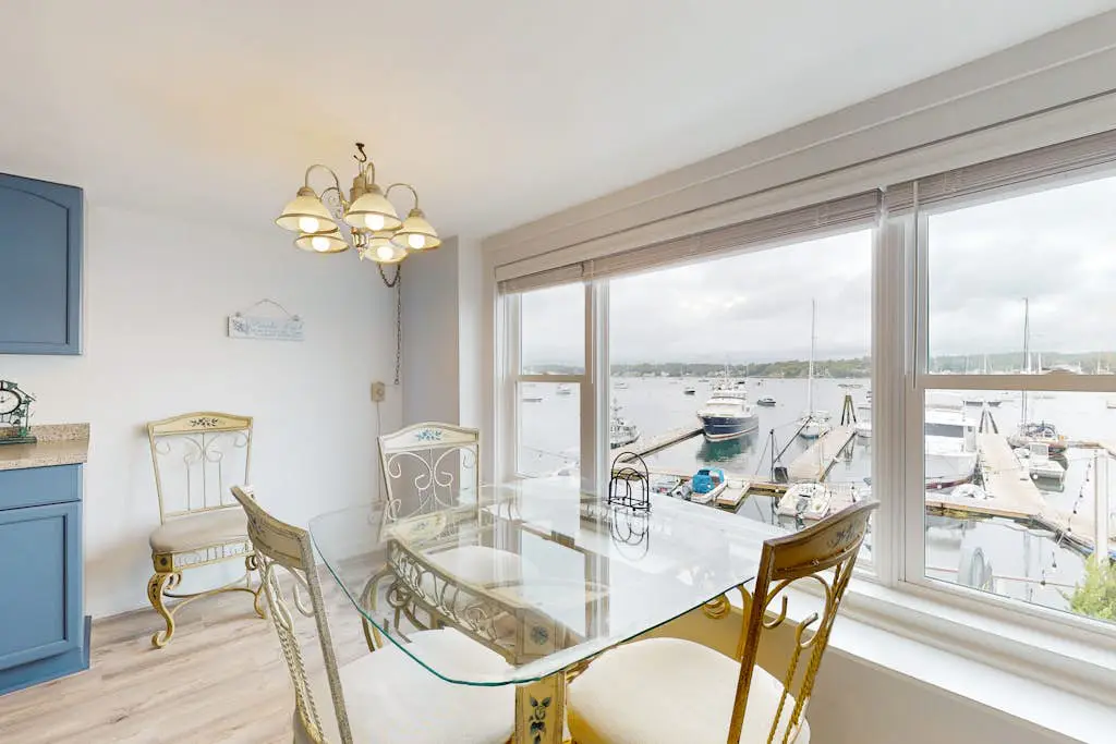Ocean Breeze Condo