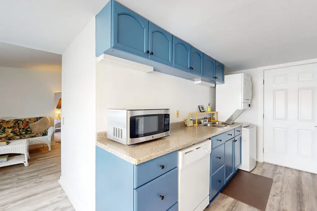 Ocean Breeze Condo