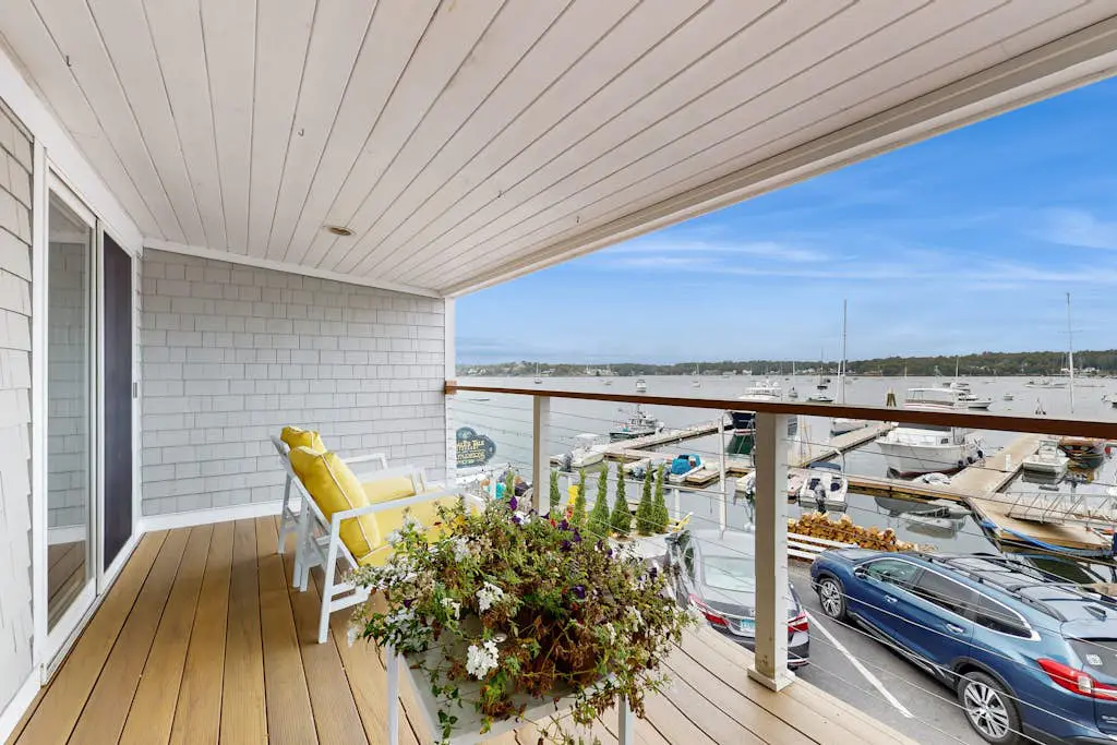 Ocean Breeze Condo