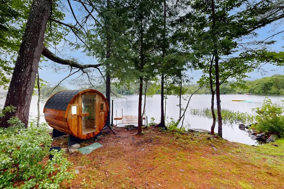 Hideaway House | 5 Bed Hope, ME House | Vacasa