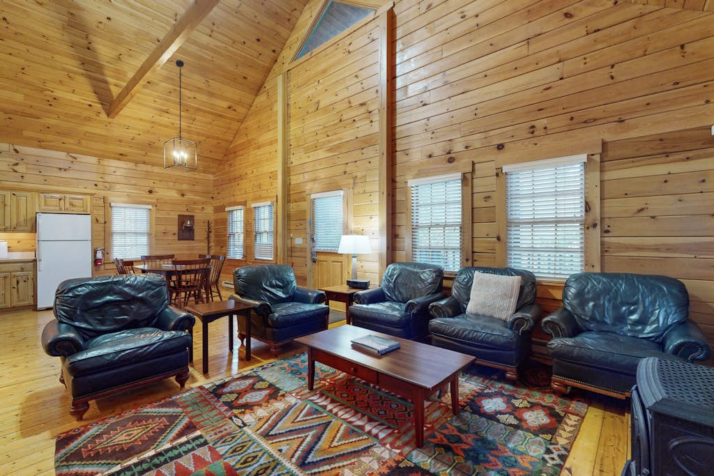 Bear Cub Cabin 70