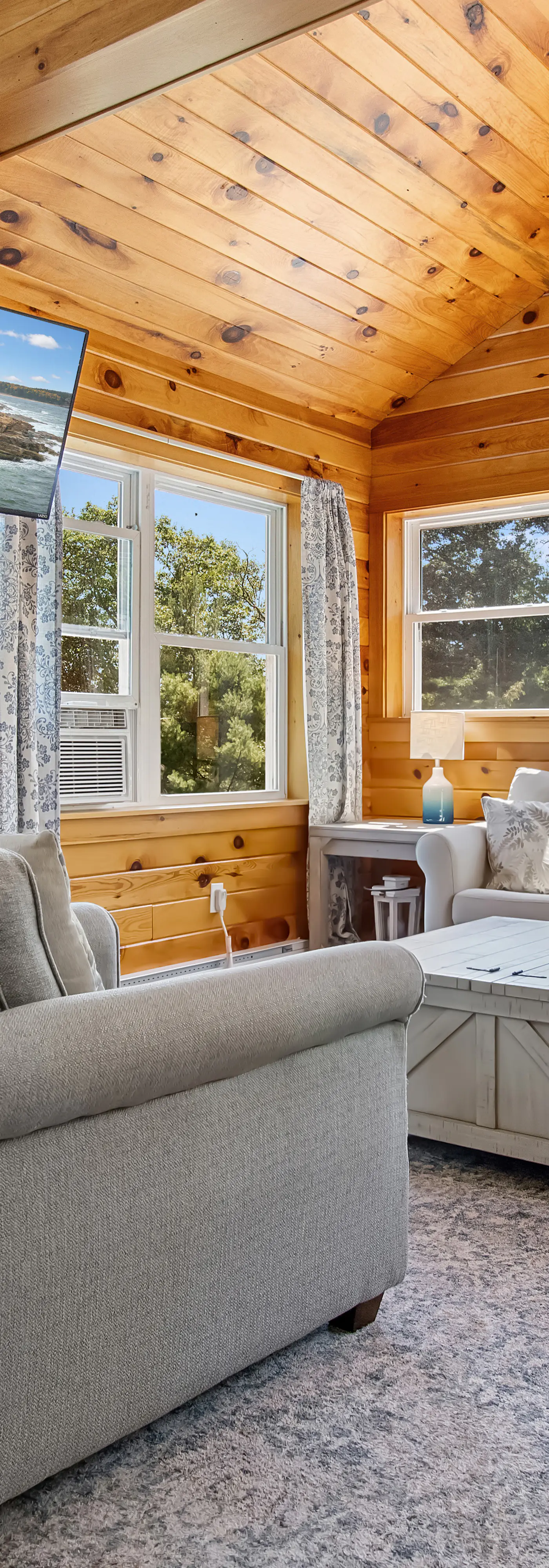 Hunt Acres Grey Cottage