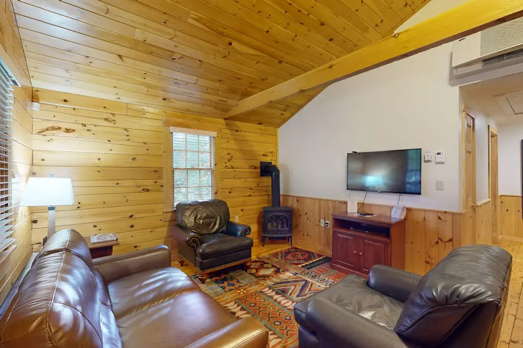 Tamarack Cabin 77