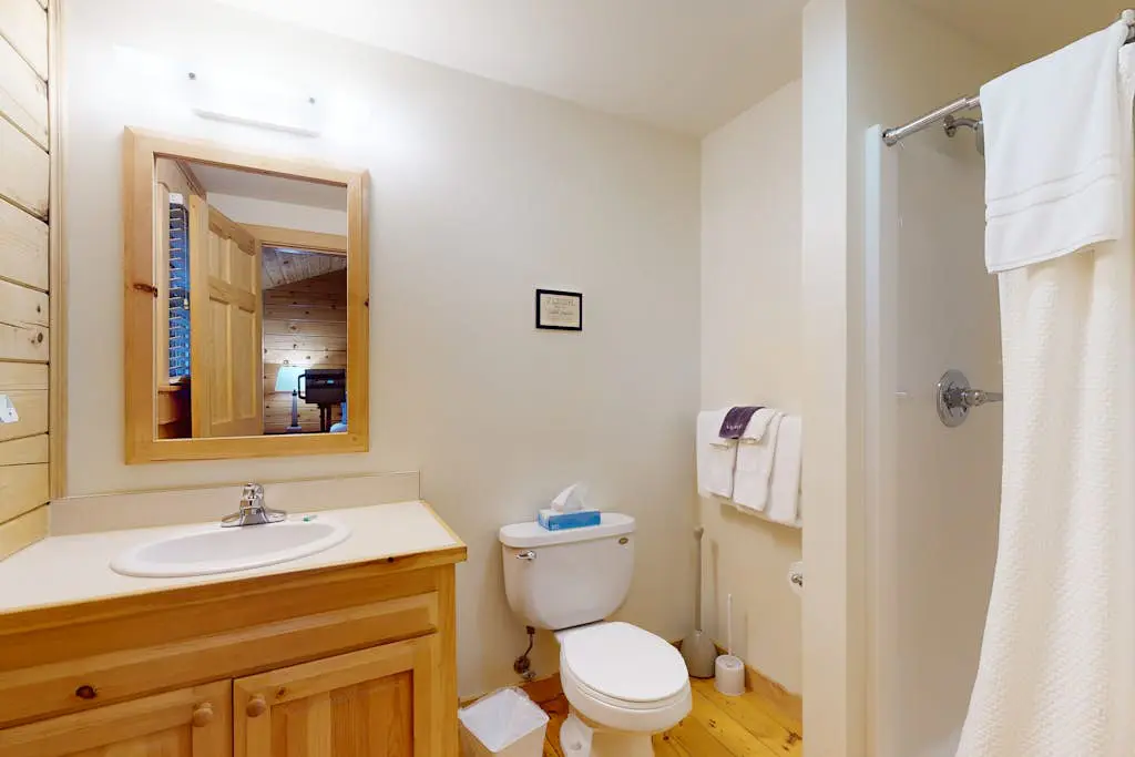 Tamarack Cabin 77