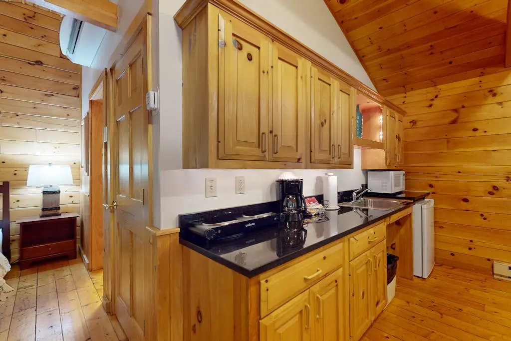 Woodpecker Cabin 87