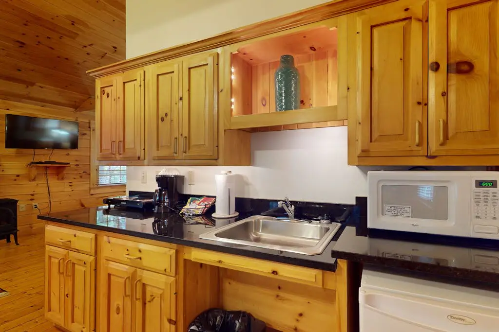 Woodpecker Cabin 87