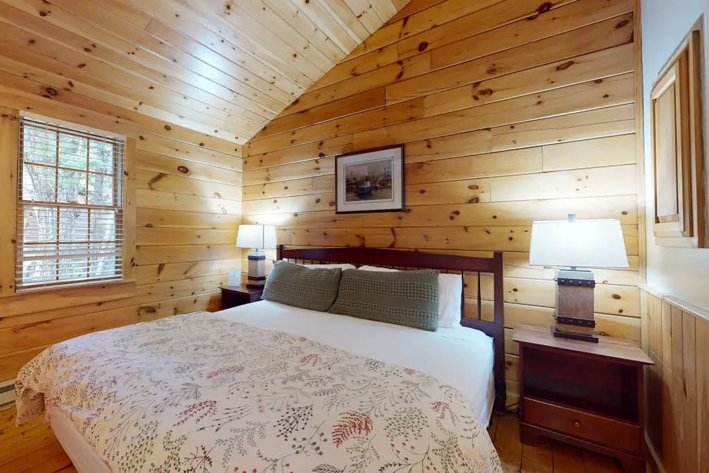 Woodpecker Cabin 87