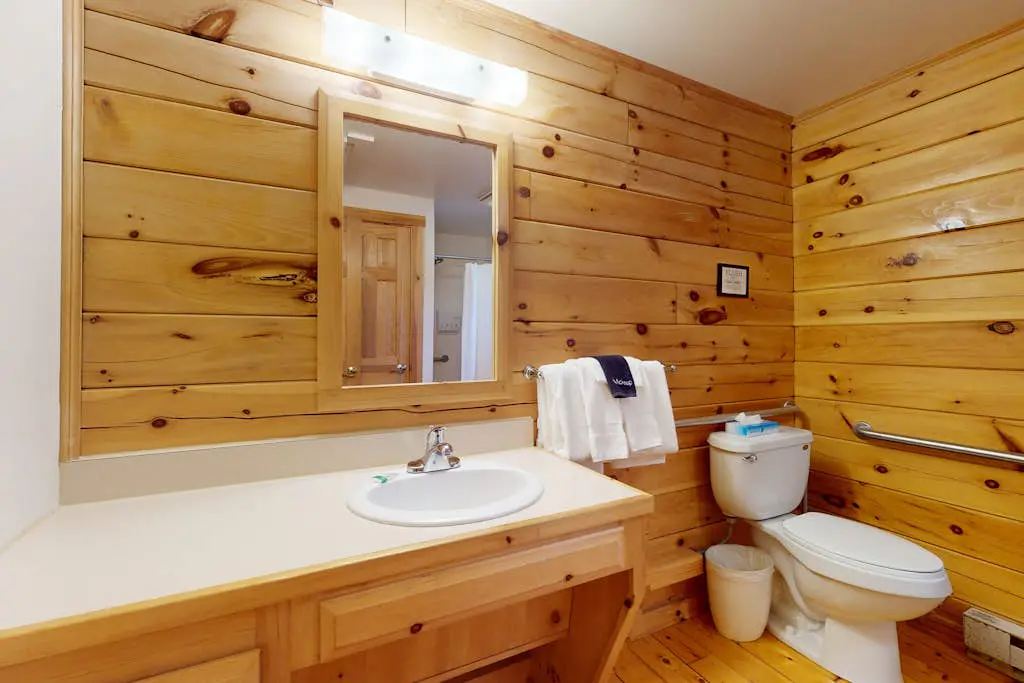Woodpecker Cabin 87