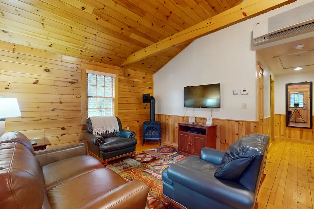 Cherry Cabin 88