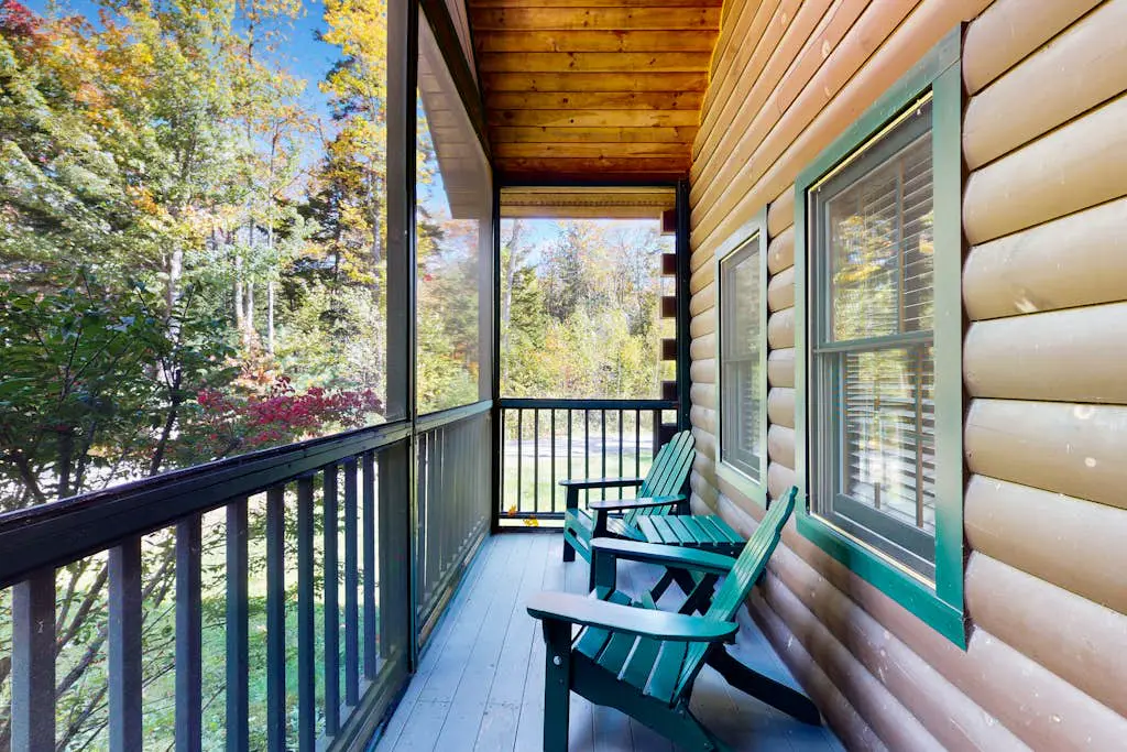 Lynx Cabin 106