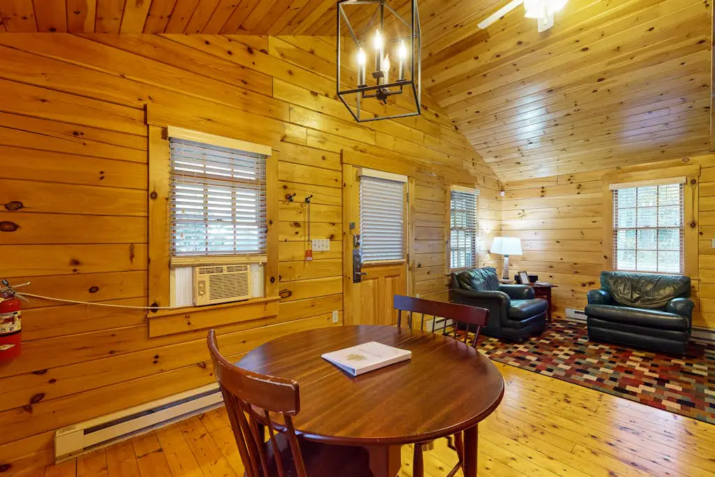 Loon Cabin 89