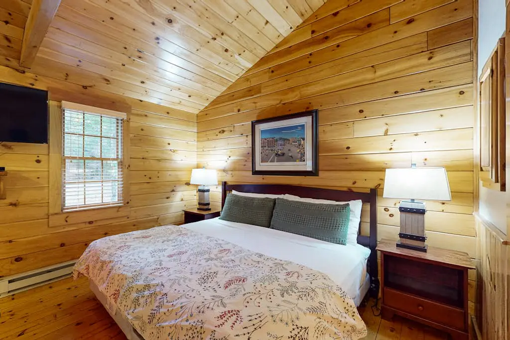 Loon Cabin 89