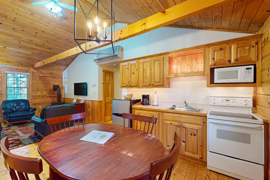 Hickory Cabin 80