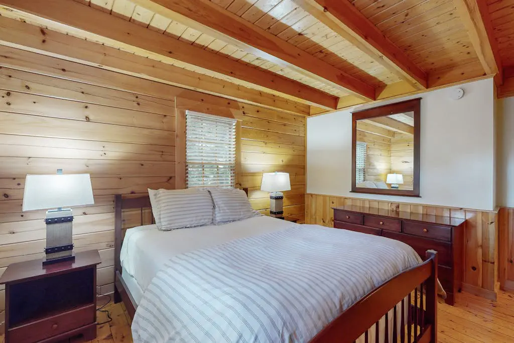 Chipmunk Cabin 102