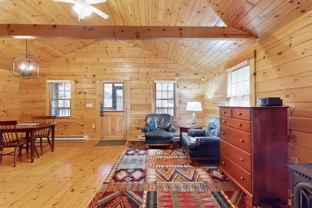 Eagle Cabin 81
