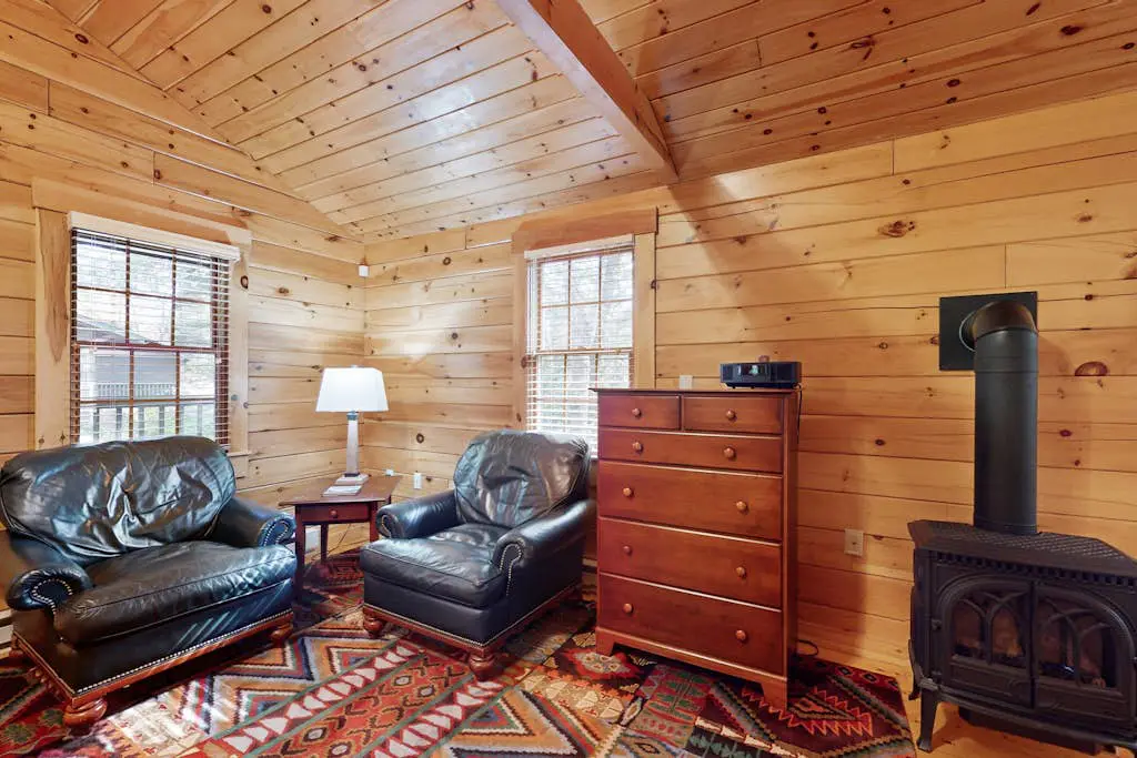 Eagle Cabin 81