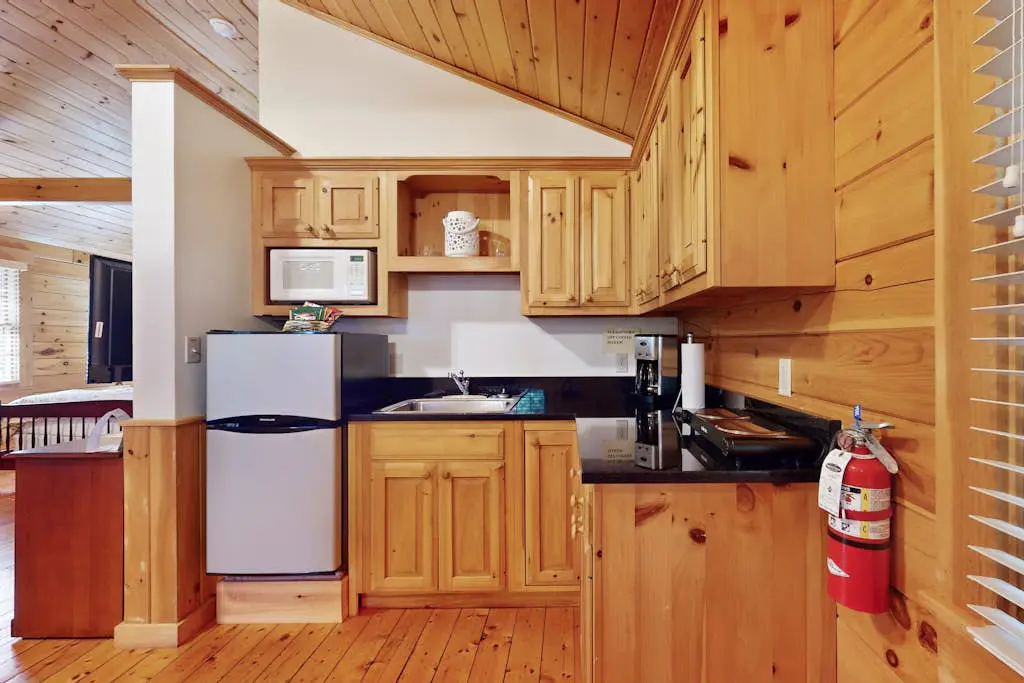 Eagle Cabin 81