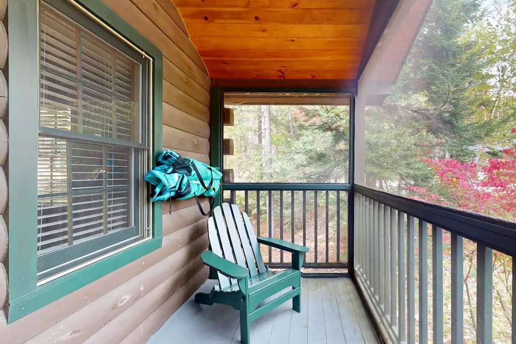 Owl Cabin 98