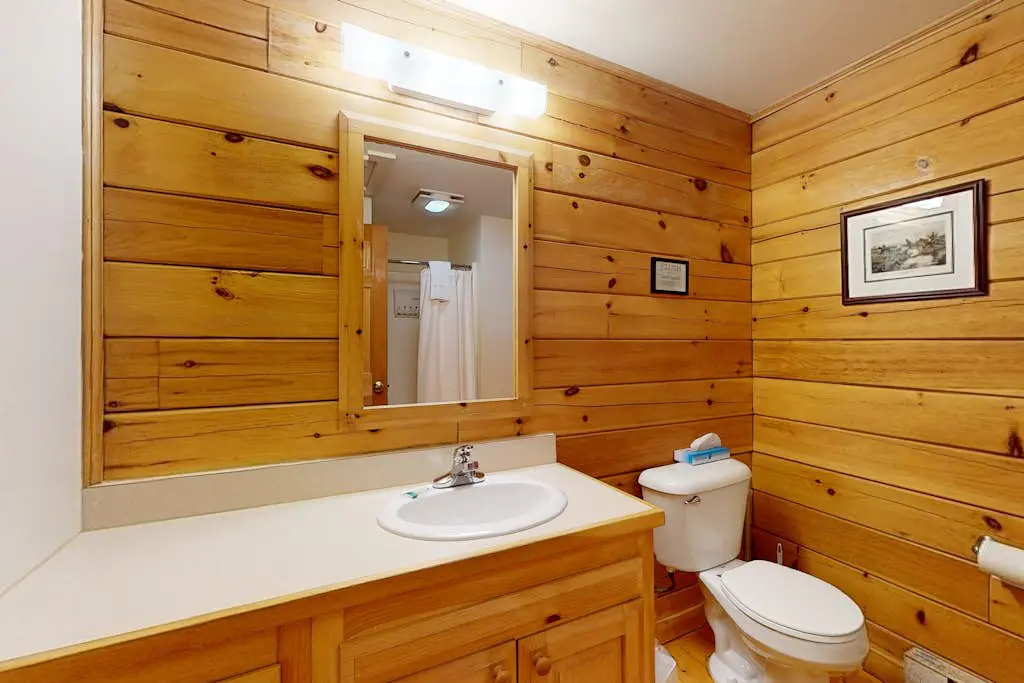 Owl Cabin 98