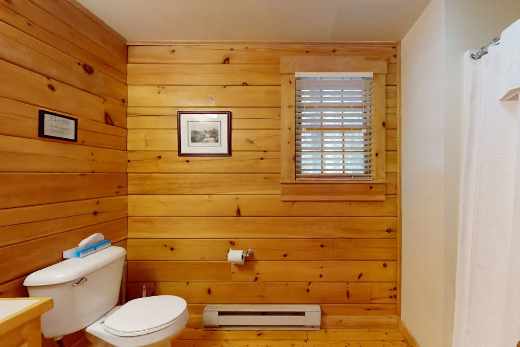 Owl Cabin 98