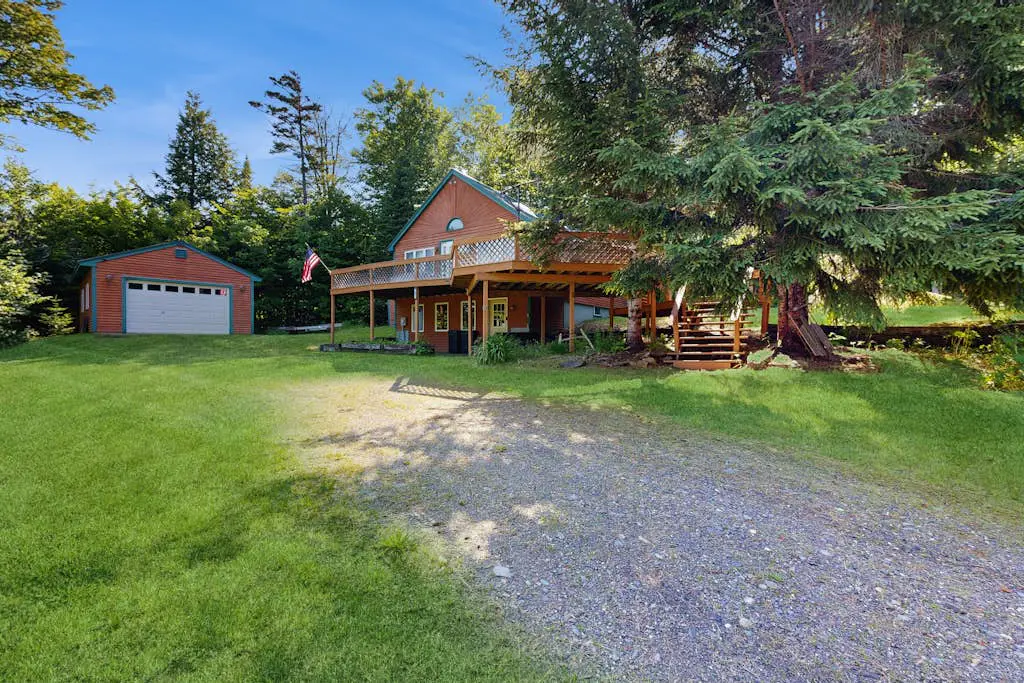 Max's Retreat