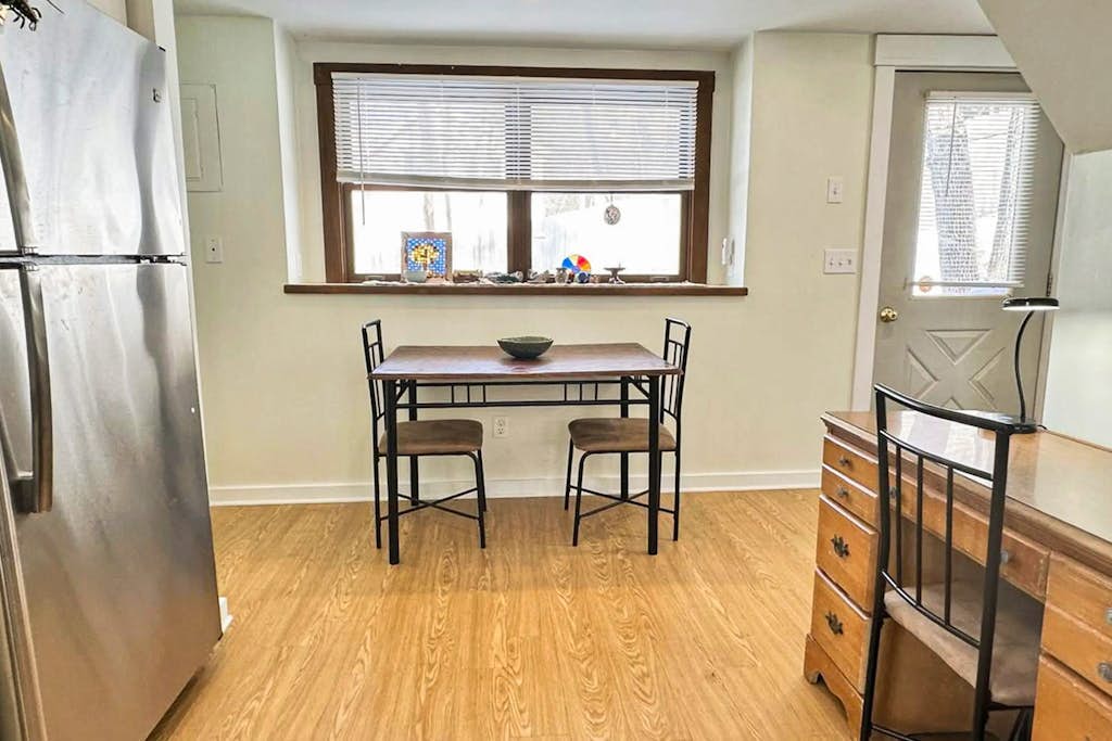 Two-Level Unit w/ Patio, Deck, Firepit, Private Washer/ Dryer, and Free WiFi