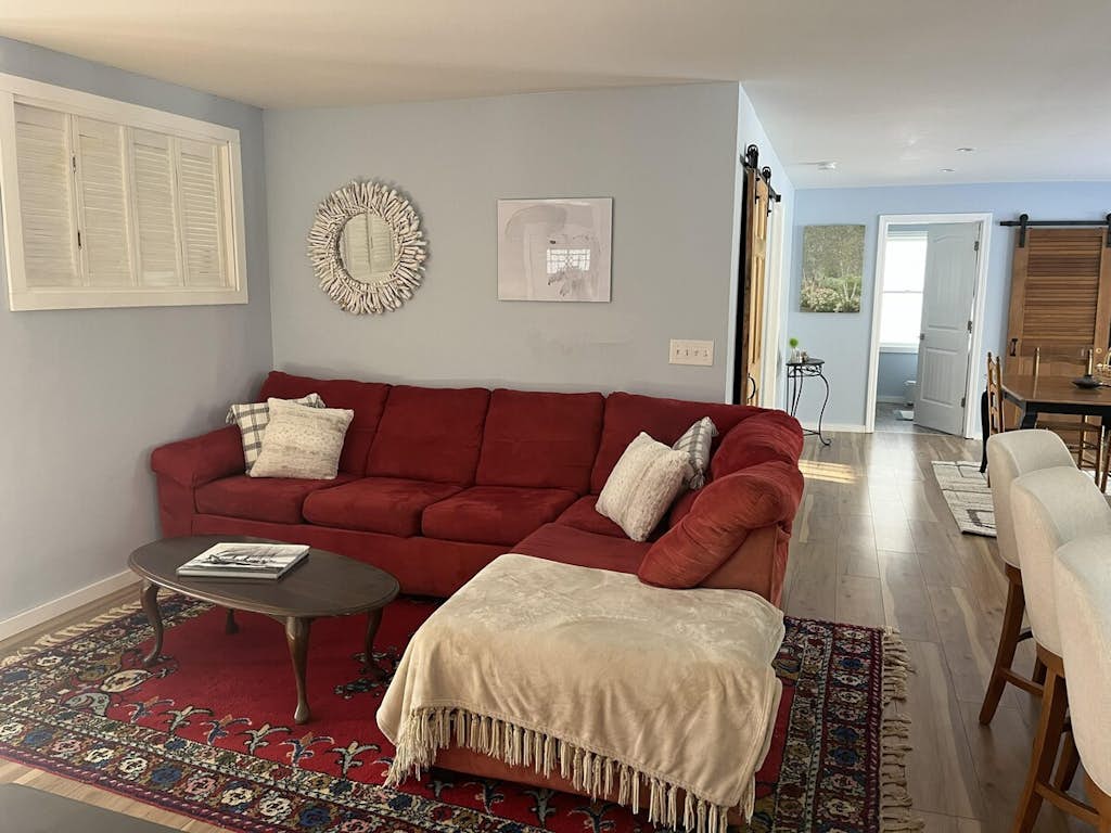 Pura Vida | A Calm Apt Escape Minutes from Camden