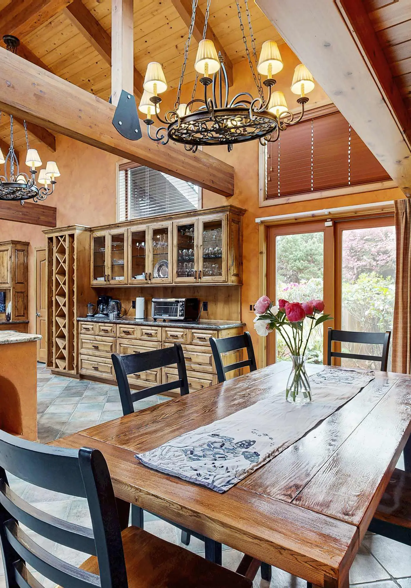 Mendocino Oceanfront Home - Hot Tub & BBQ