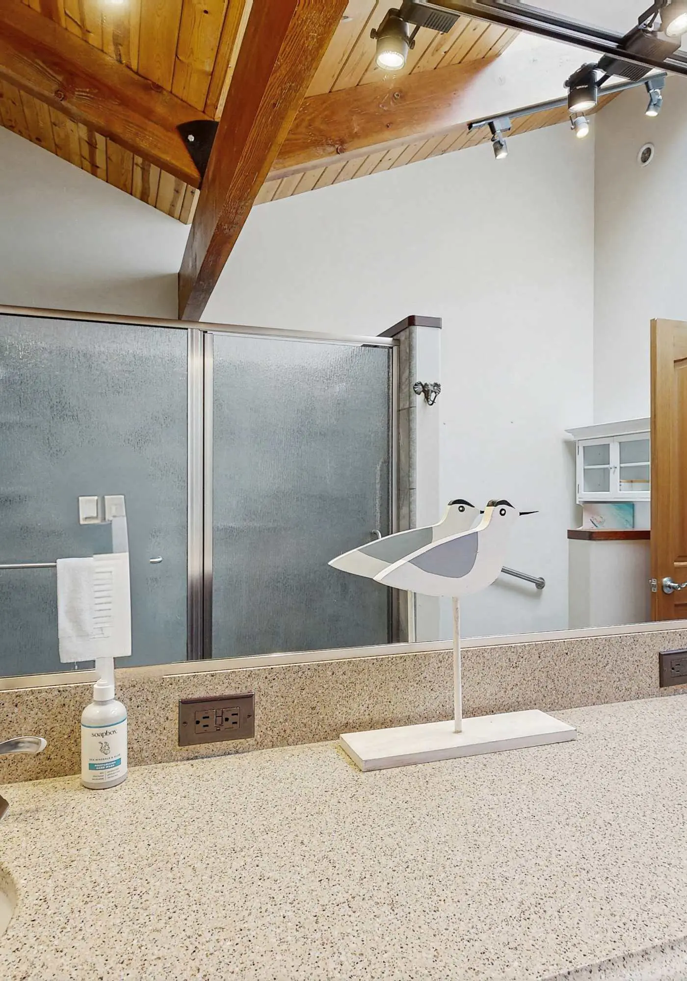 Mendocino Oceanfront Home - Hot Tub & BBQ