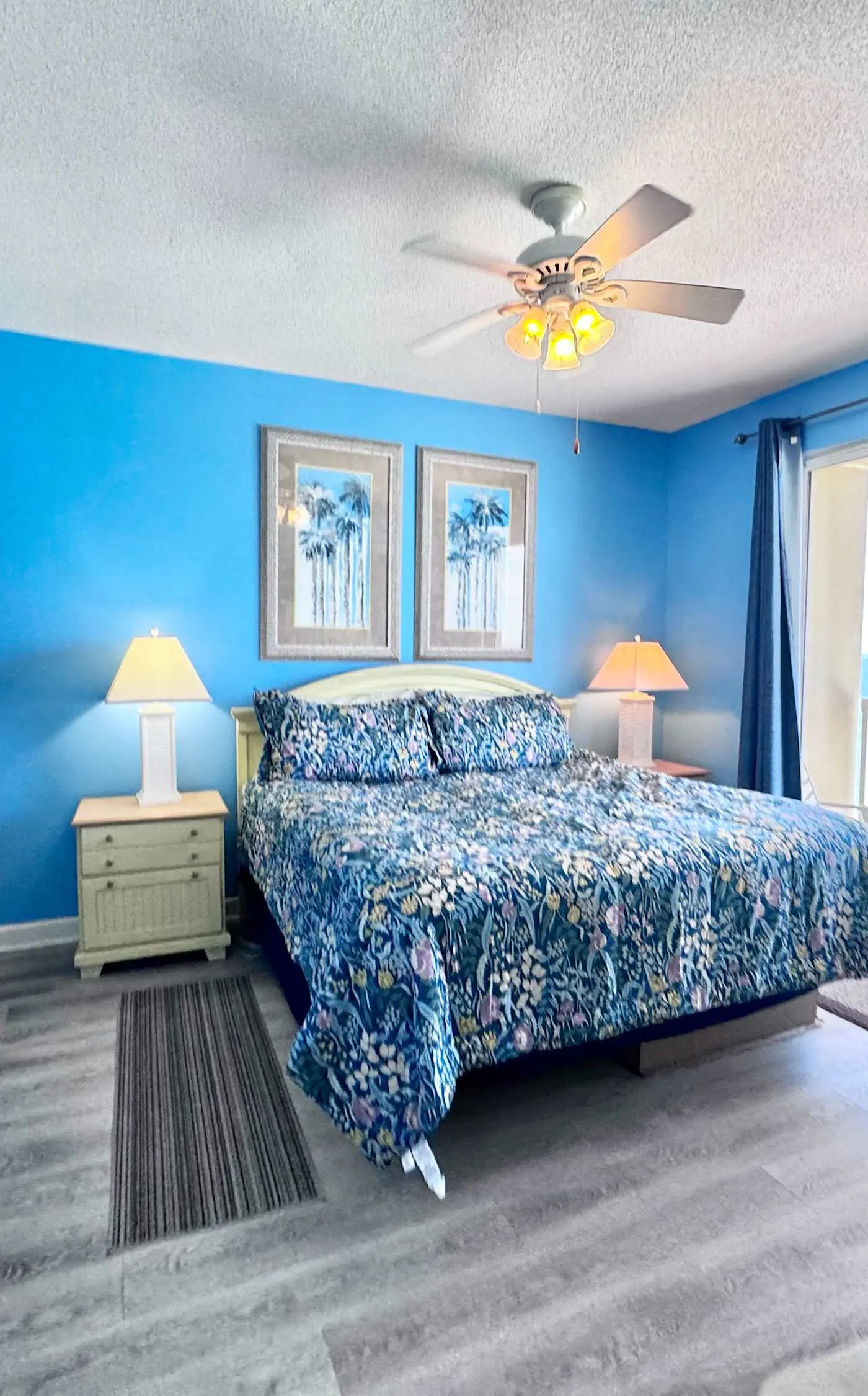 2 BR Oceanfront Condo with Shared Pool & Hot Tub
