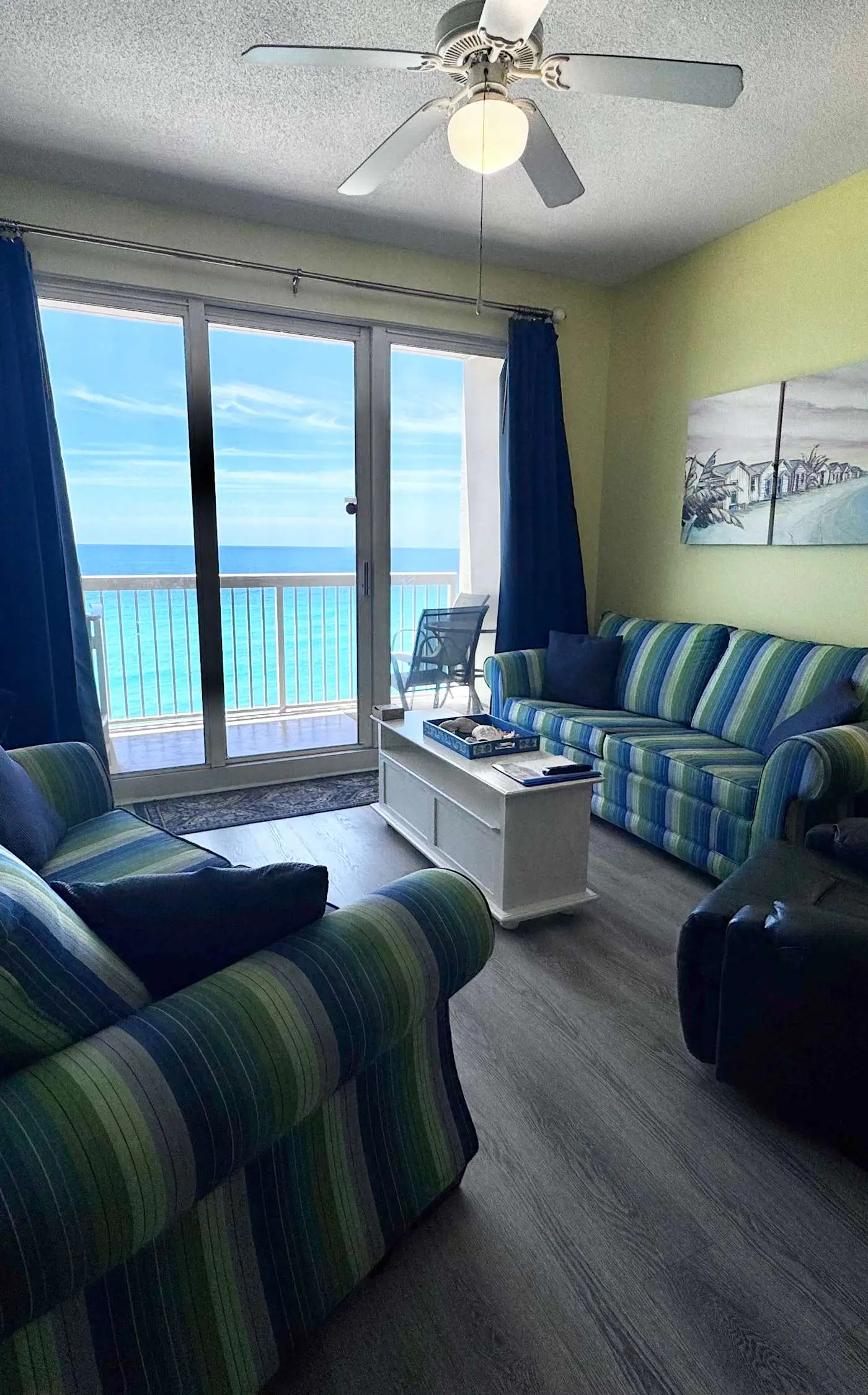 2 BR Oceanfront Condo with Shared Pool & Hot Tub