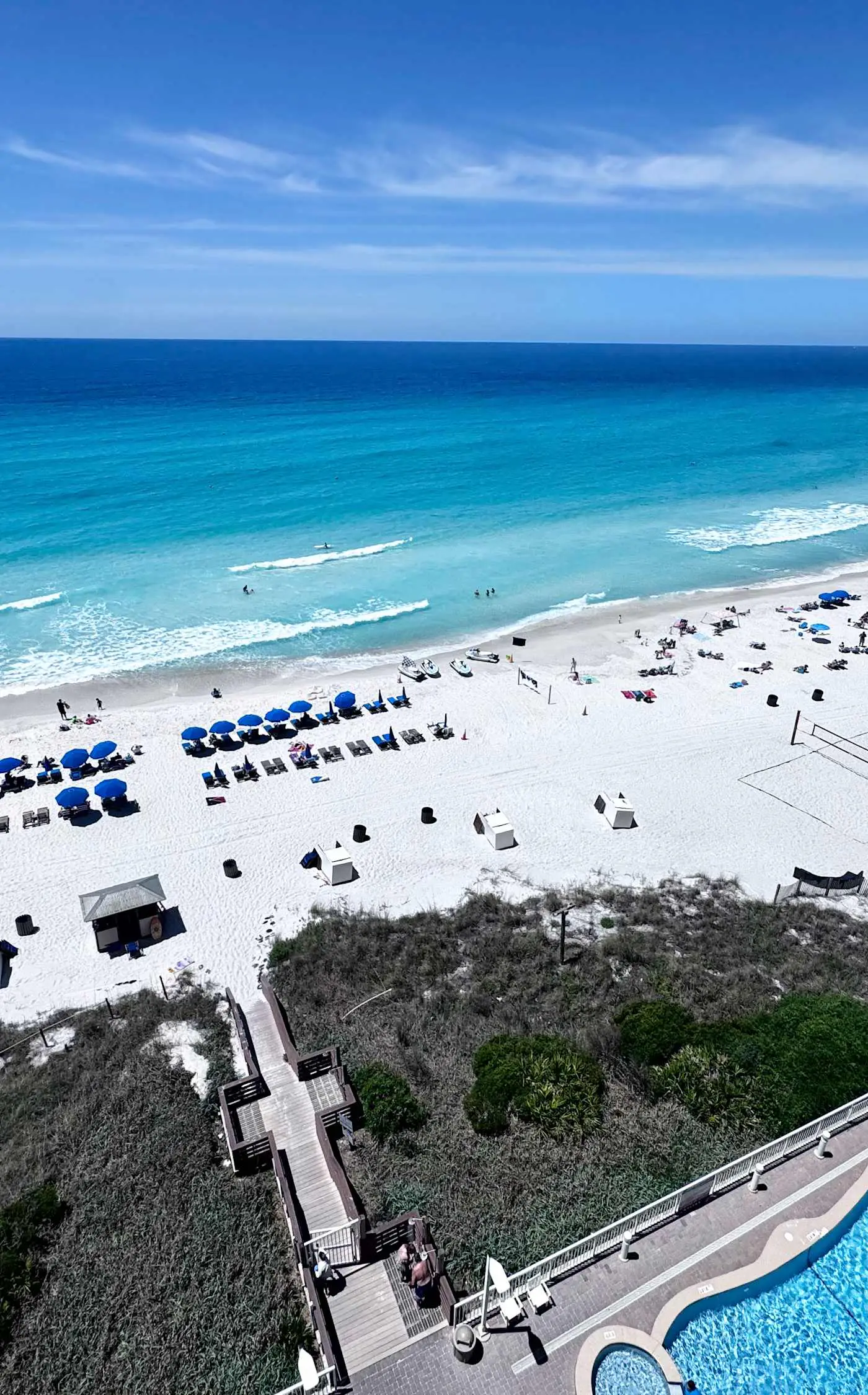 2 BR Oceanfront Condo with Shared Pool & Hot Tub