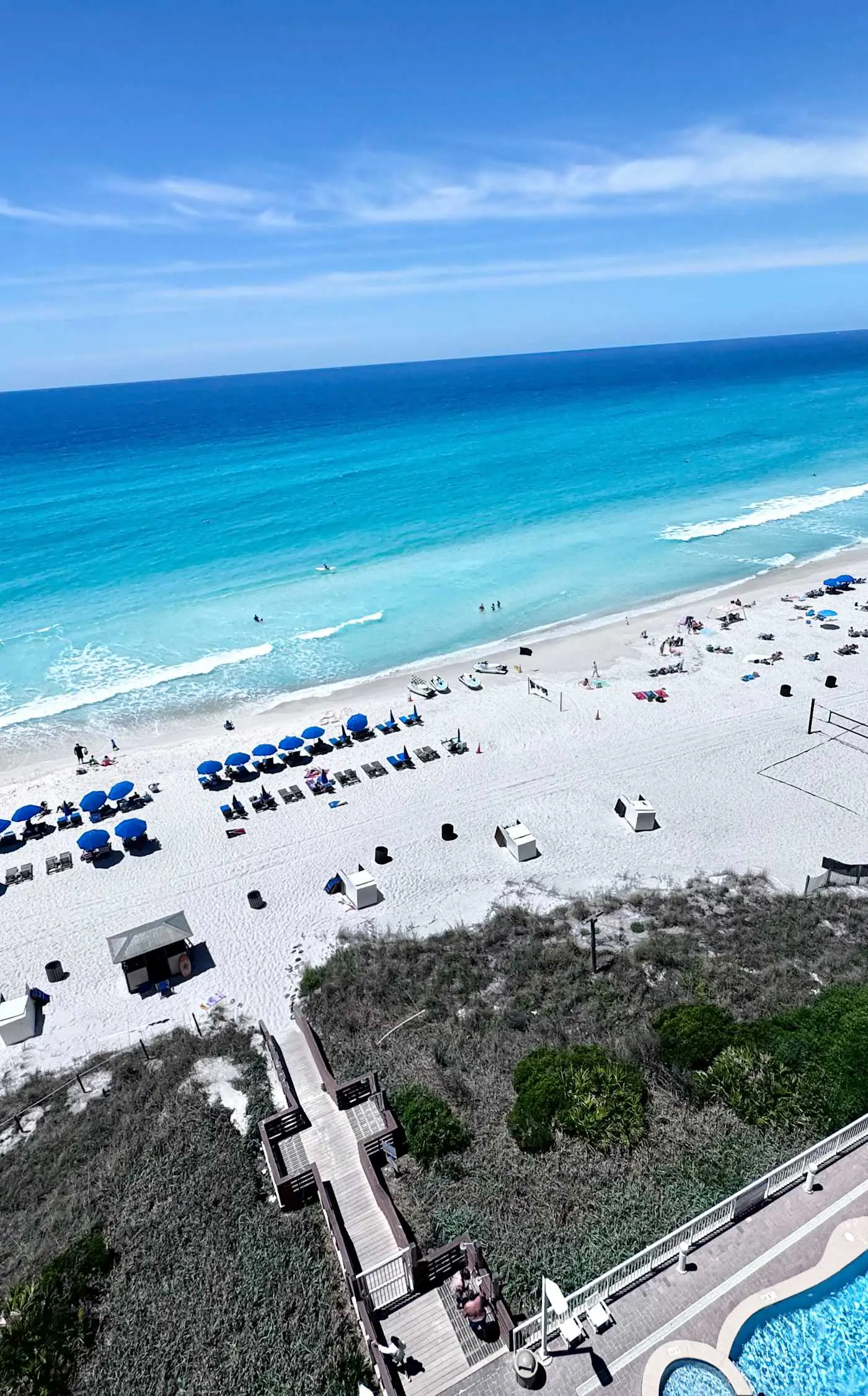 2 BR Oceanfront Condo with Shared Pool & Hot Tub